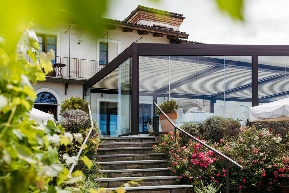 Pergole bioclimatiche Ristorante di Charme sulle colline Langhe