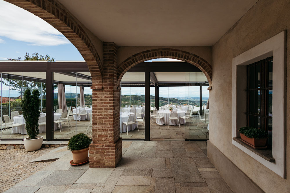 Pergole bioclimatiche Ristorante di Charme sulle colline Langhe